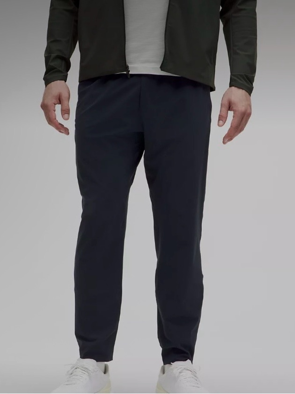 Lululemon Men's M Engineered Elements Cargo Jogger Pants Navy